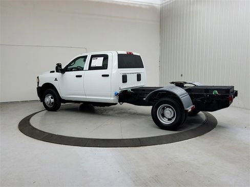 Used 2024 RAM 3500 Tradesman w/ Max Tow Package image 5