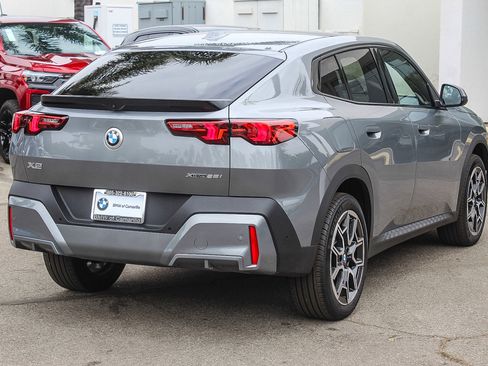 Certified 2025 BMW X2 xDrive28i w/ Convenience Package image 6