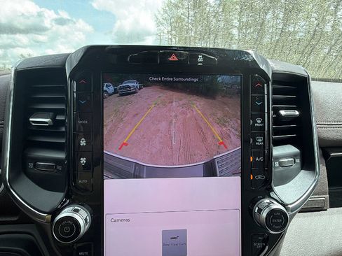 New 2026 RAM 2500 Laramie AWD/4WD image 26