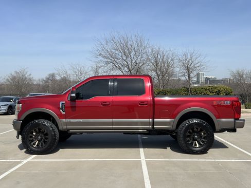 Used 2021 Ford F250 King Ranch w/ King Ranch Ultimate Package image 4