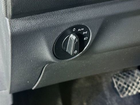 Used 2020 Volkswagen Jetta S w/ Driver Assistance Package image 20