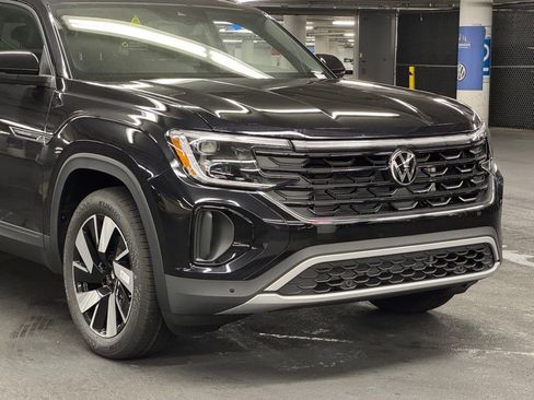 New 2026 Volkswagen Atlas Cross Sport SE AWD/4WD image 42