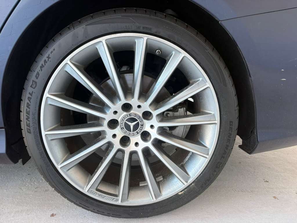 Used 2020 Mercedes-Benz C 300 Sedan image 25