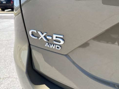 Used 2025 MAZDA CX-5 Carbon Edition image 12