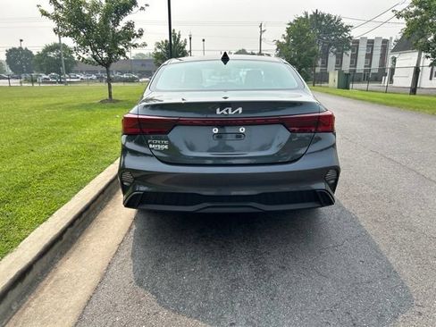 Certified 2023 Kia Forte LXS FWD image 16