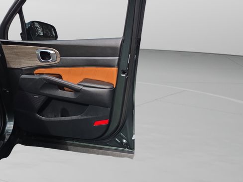 Used 2023 Kia Sorento SX Prestige image 43