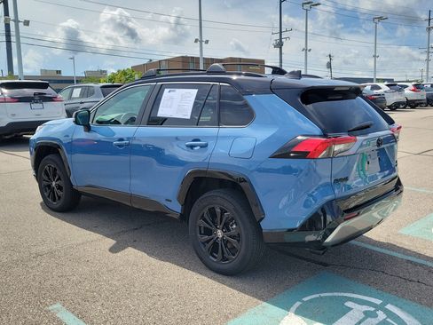 Used 2024 Toyota RAV4 XSE w/ Weather Package AWD/4WD image 4