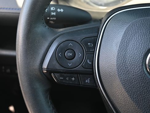 Used 2022 Toyota RAV4 XSE AWD/4WD image 18