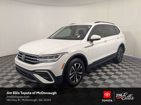 Used 2024 Volkswagen Tiguan S FWD image 1