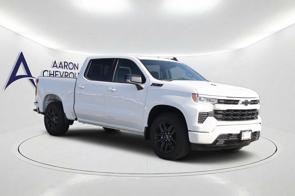 New 2026 Chevrolet Silverado 1500 RST w/ Z71 Off-Road Package AWD/4WD image 3