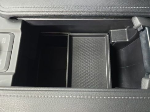 Used 2024 Toyota Grand Highlander XLE image 24