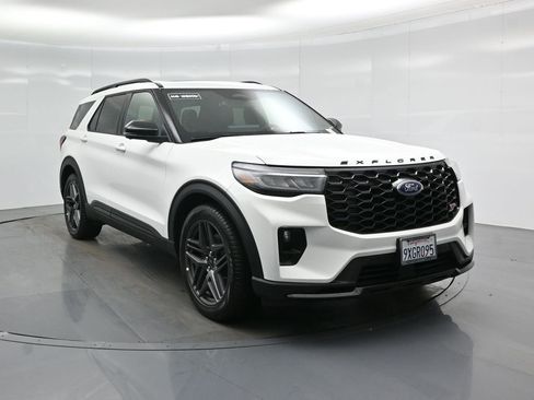 New 2026 Ford Explorer ST w/ Sun And Sound Package image 58