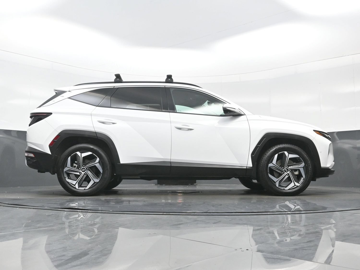 Certified 2024 Hyundai Tucson Limited AWD/4WD image 34