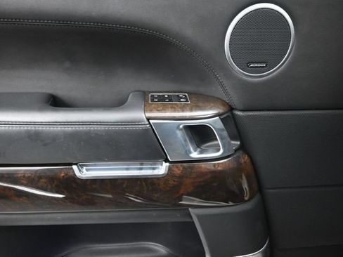 Used 2015 Land Rover Range Rover Autobiography AWD/4WD image 26
