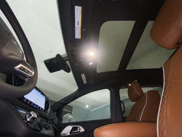 Used 2024 Chrysler Pacifica Pinnacle FWD image 22