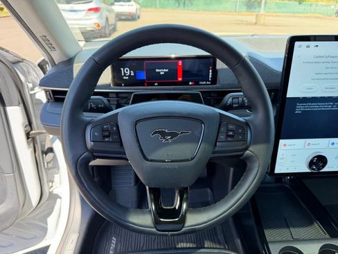 Used 2023 Ford Mustang Mach-E Premium AWD/4WD image 20