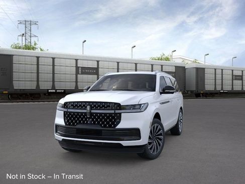 New 2026 Lincoln Navigator Black Label AWD/4WD image 2