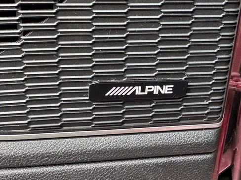 Used 2021 Jeep Grand Cherokee L Limited RWD image 18