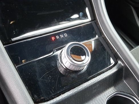 Certified 2025 Jeep Grand Cherokee Altitude AWD/4WD image 14