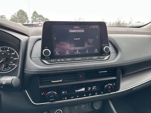 Certified 2023 Nissan Rogue SV w/ SV Premium B Package image 23