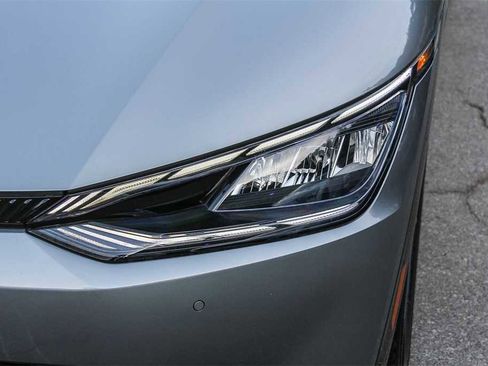 Used 2024 Kia EV6 Wind image 7