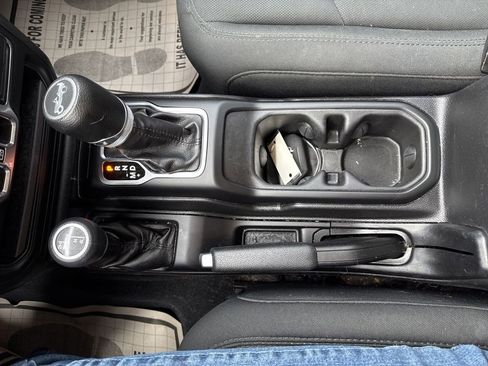 Used 2019 Jeep Wrangler Unlimited Sport S image 53