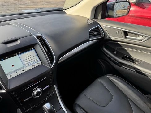 Certified 2018 Ford Edge Titanium w/ Equipment Group 302A image 25