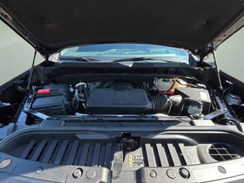 Used 2021 Chevrolet Silverado 1500 High Country w/ Technology Package image 34