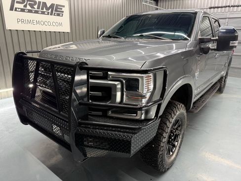 Used 2022 Ford F250 Platinum w/ Tremor Off-Road Package AWD/4WD image 9