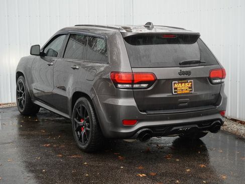 Used 2020 Jeep Grand Cherokee SRT image 4
