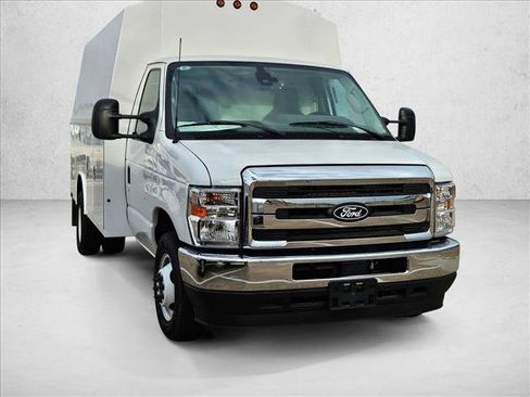 New 2026 Ford E-350 and Econoline 350 Super Duty w/ Power Equipment Group image 6