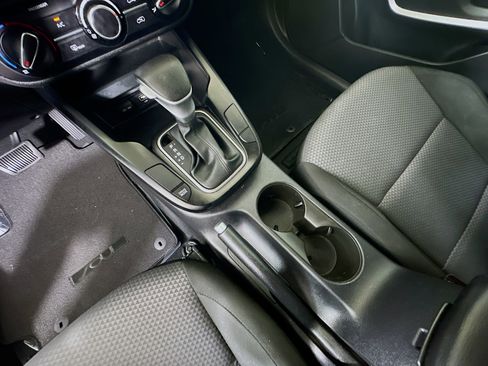 Used 2023 Kia Soul LX w/ LX Technology Package FWD image 21