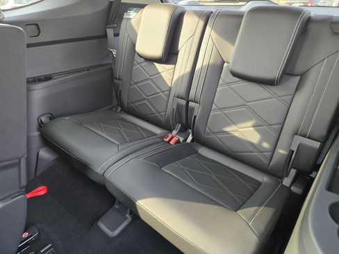 New 2026 Volkswagen Atlas SE image 18