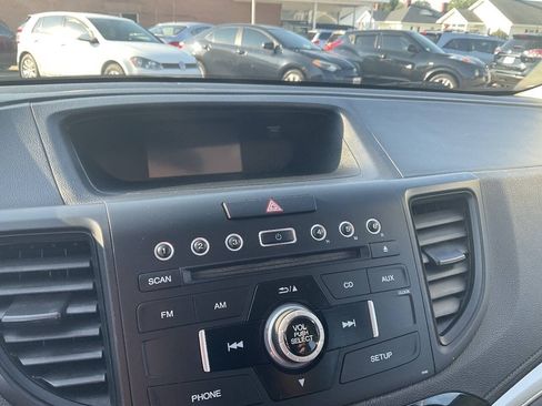 Used 2015 Honda CR-V LX image 15