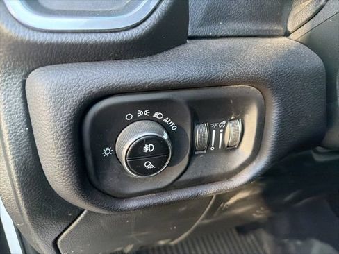 Used 2022 RAM 2500 Laramie AWD/4WD image 46
