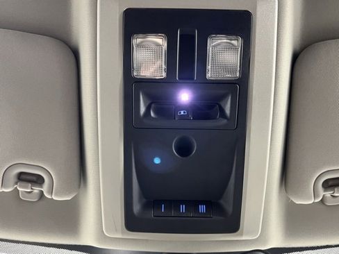 Used 2013 RAM 2500 Big Horn image 21