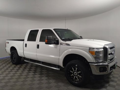 Used 2015 Ford F250 XLT w/ XLT Value Package AWD/4WD image 11