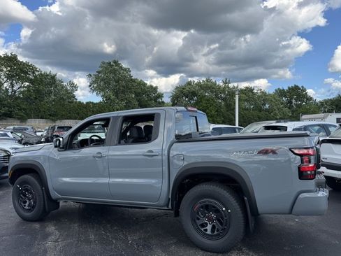 New 2026 Nissan Frontier PRO-4X w/ Tow Package AWD/4WD image 11