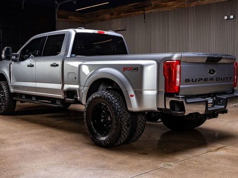 Used 2023 Ford F350 XLT w/ FX4 Off-Road Package image 7