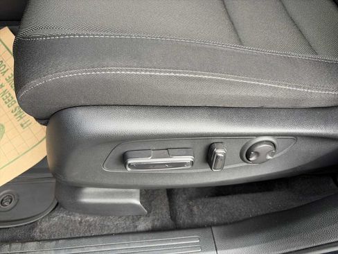 Used 2023 Honda CR-V EX image 14