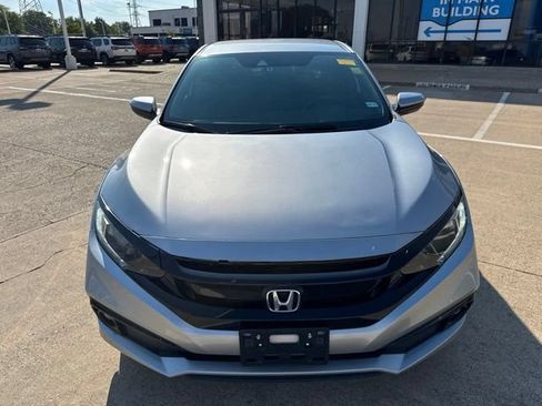 Used 2019 Honda Civic Sport image 5