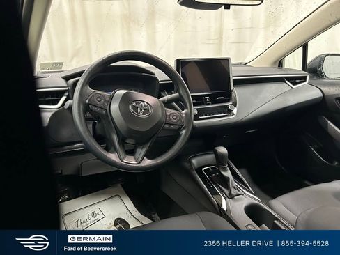 Used 2025 Toyota Corolla LE image 14