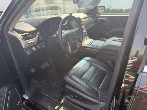 Used 2018 GMC Yukon Denali w/ Denali Ultimate Package AWD/4WD image 4