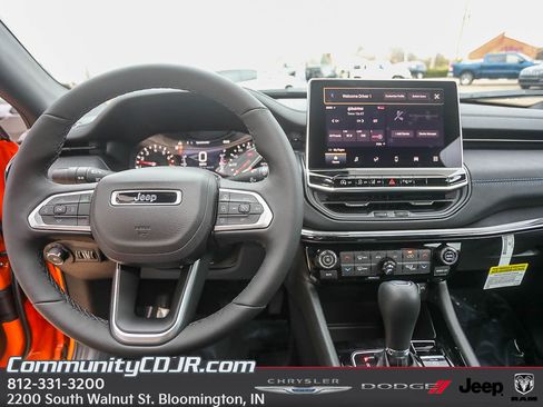 New 2026 Jeep Compass Limited image 11