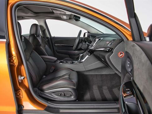 Used 2017 Chevrolet SS RWD image 29