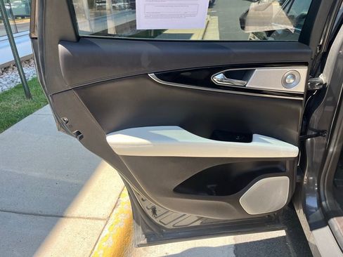 Certified 2023 Lincoln Nautilus Black Label w/ Class II Trailer Tow Package AWD/4WD image 19