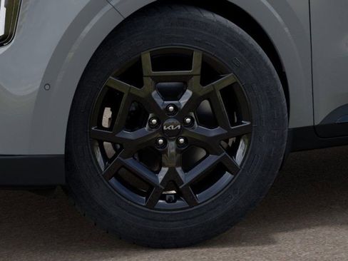 New 2025 Kia Carnival SX Prestige FWD image 9