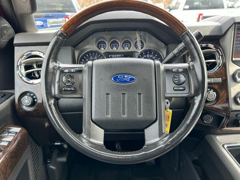 Used 2013 Ford F250 Platinum image 38