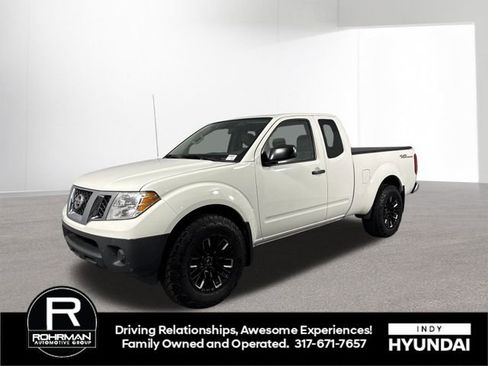 Used 2021 Nissan Frontier S image 2