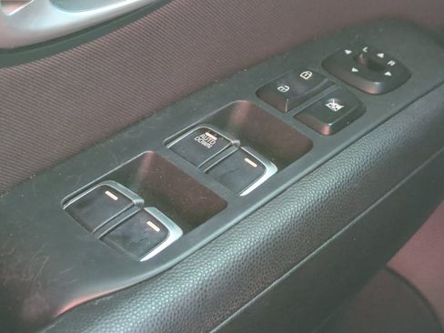 Used 2018 Kia Soul FWD image 26